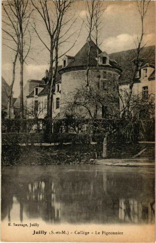 Carte postale ancienne Juilly - College - Le Pigeonnier  à Juilly