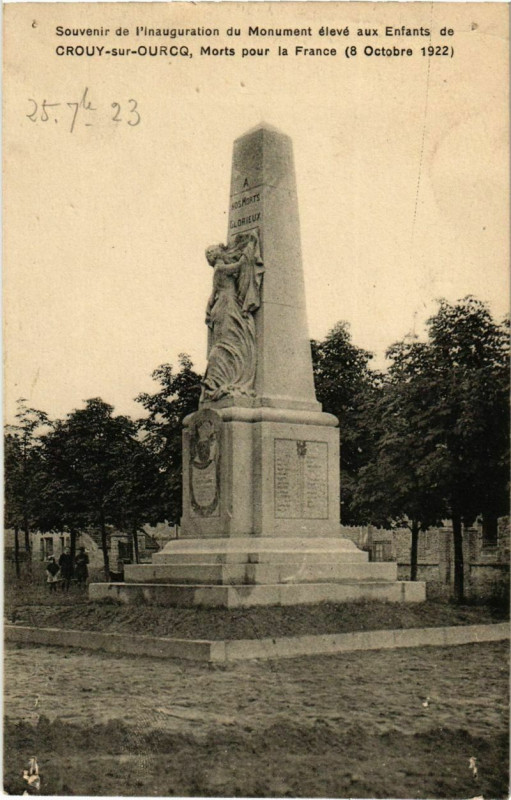 Carte postale ancienne Crouy-sur-Ourcq - Souvenir de l'Inauguration du Monument - 1922  à Crouy-sur-Ourcq