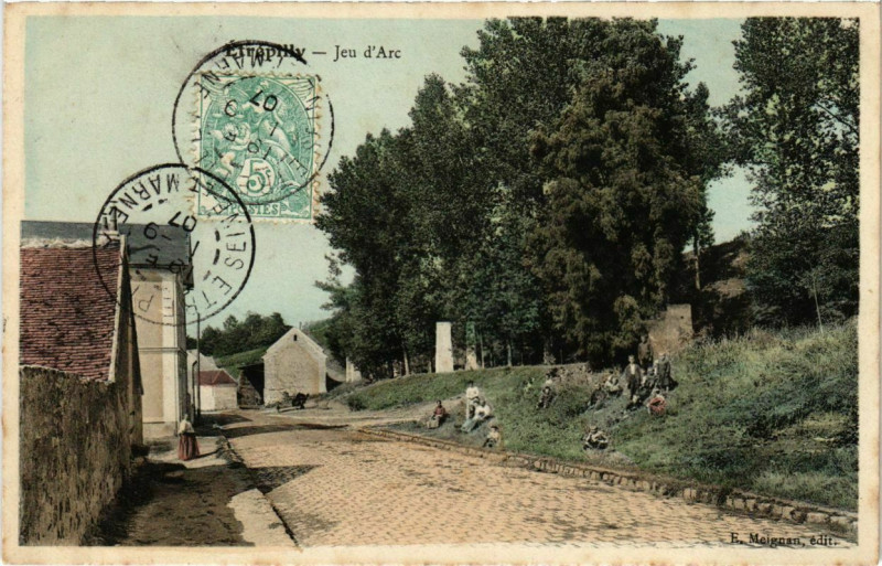 Carte postale ancienne Etrepilly - Jeu d'Arc  à Étrépilly
