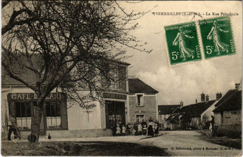 Carte postale ancienne Yvernailles La Rue Principale