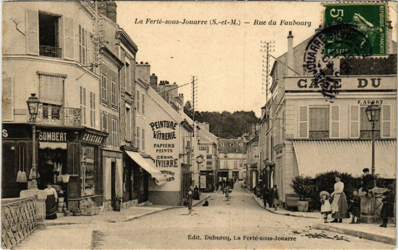 Carte postale ancienne La Ferte sous Jouarre - Rue du Faubourg à Jouarre