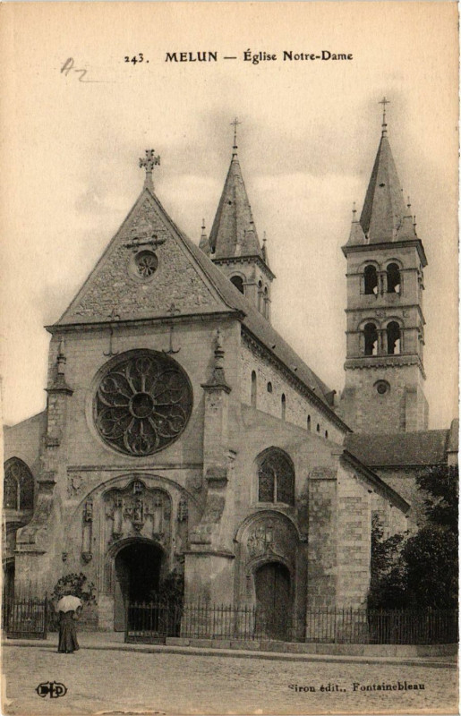 Carte postale ancienne Melun - Eglise Notre-Dame à Melun