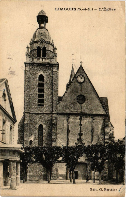 Carte postale ancienne Limours - L'Eglise