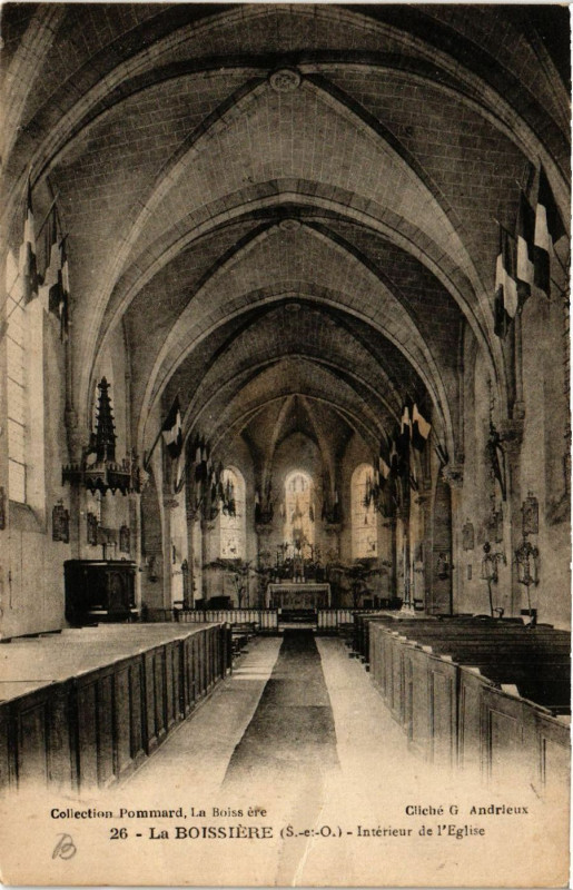 Carte postale ancienne La Boissiere - Interieur de l'Eglise
