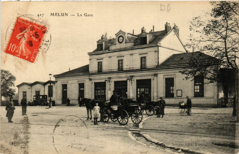 Carte postale ancienne Melun - La Gare à Melun