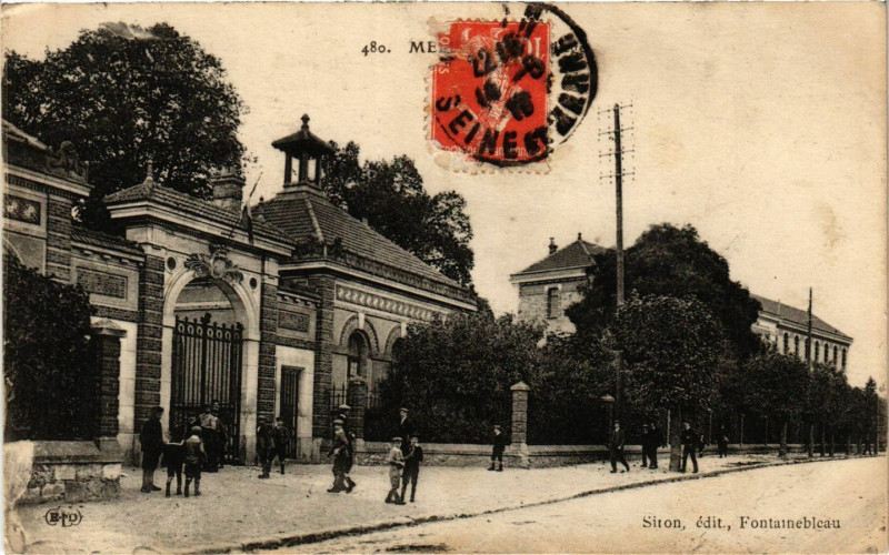 Carte postale ancienne Melun à Melun