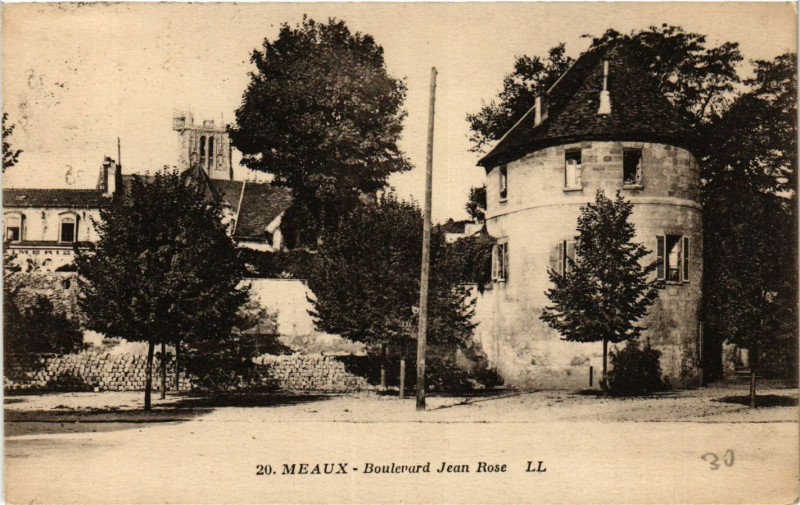 Carte postale ancienne Meaux - Boulevard Jean Rose à Meaux