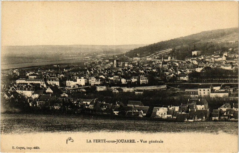Carte postale ancienne La Ferte-sous-Jouarre - Vue générale à La Ferté-sous-Jouarre