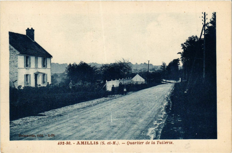 Carte postale ancienne Amillis - Quartier de la Tuilerie à Amillis