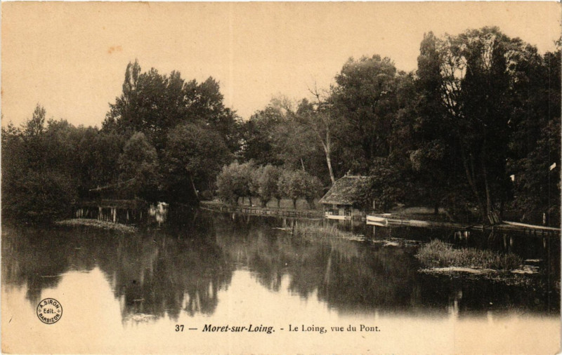 Carte postale ancienne Moret-sur-Loing - Le Loing vue du Pont