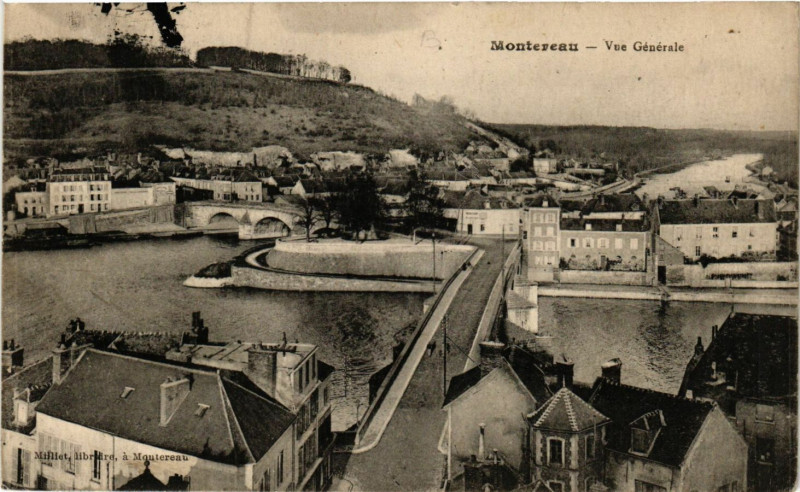 Carte postale ancienne Montereau - Vue générale