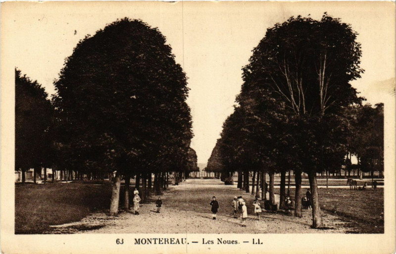 Carte postale ancienne Montereau - Les Noues