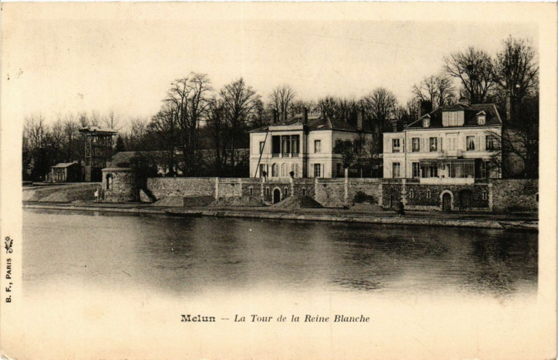 Carte postale ancienne Melun - La Tour de la Reine Blanche à Melun
