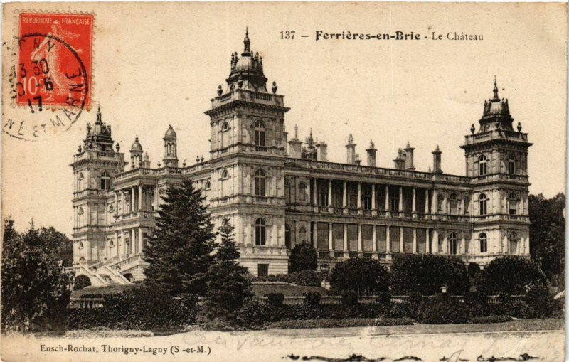 Carte postale ancienne Ferrieres-en-Brie - Le Chateau à Ferrières-en-Brie