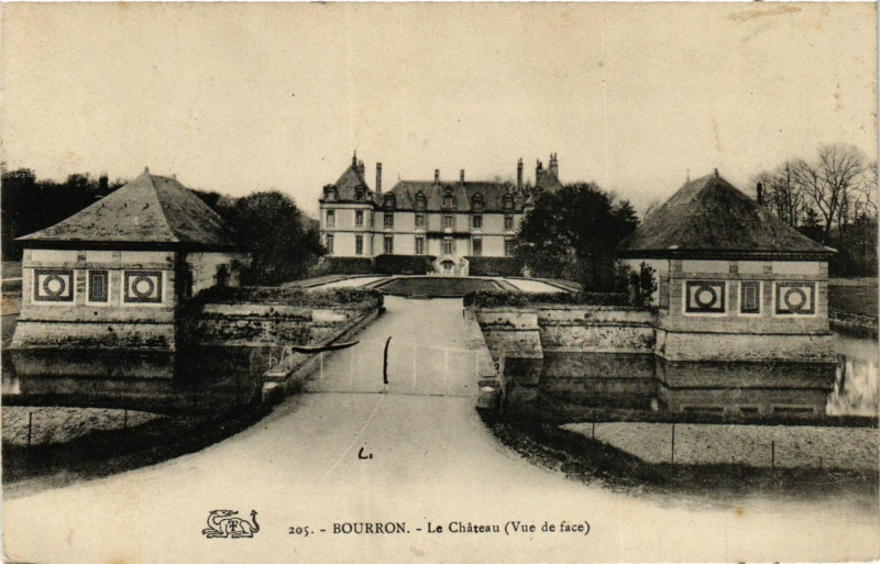 Carte postale ancienne Bourron - Le Chateau (Vue de face)