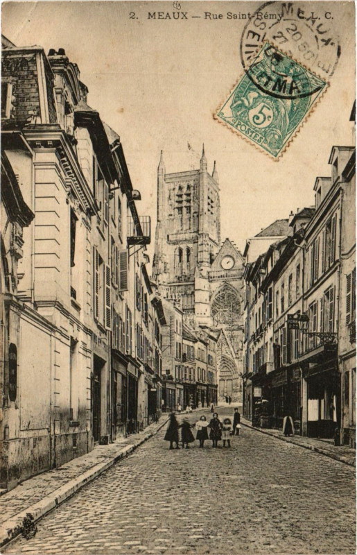 Carte postale ancienne Meaux - Rue St-Remy à Meaux