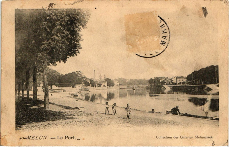 Carte postale ancienne Melun - Le Port à Melun