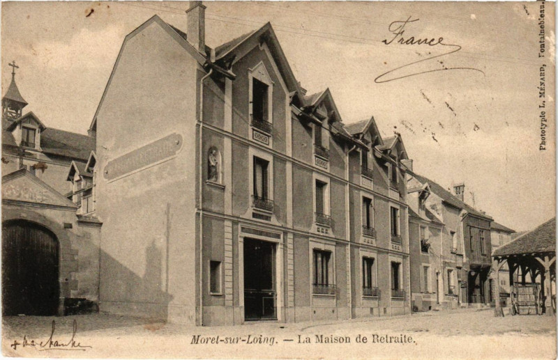Carte postale ancienne Moret-sur-Loing - La Maison de Retraite
