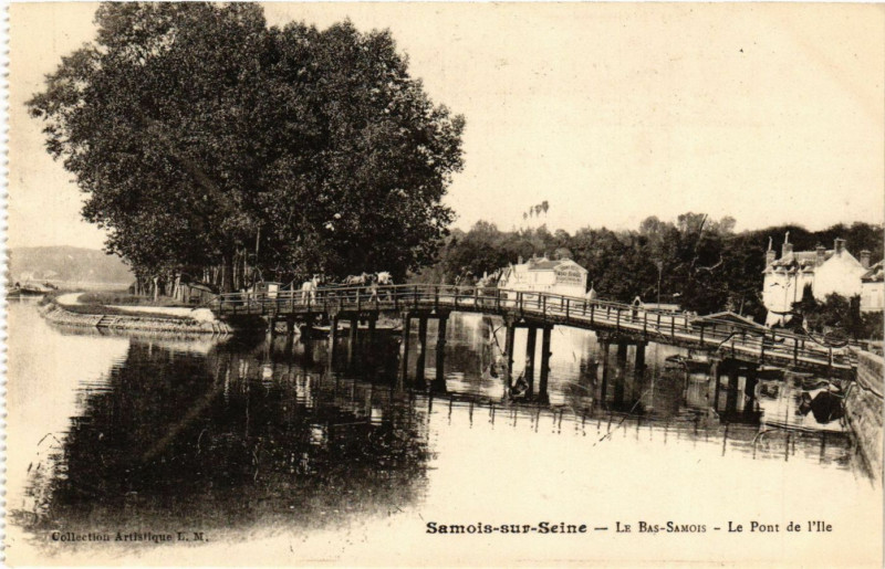 Carte postale ancienne Samois-sur-Seine - Le Bas-Samois - Le Port de l'Ile à Samois-sur-Seine