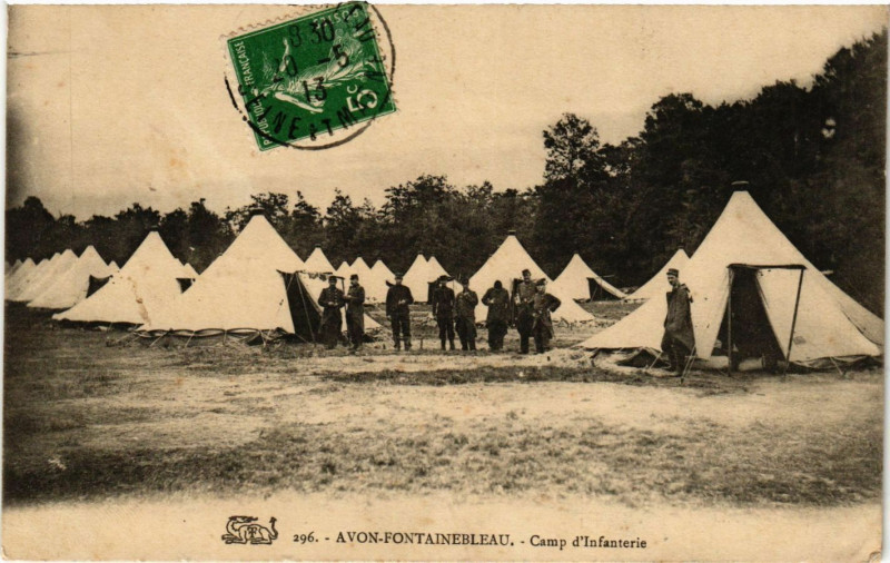 Carte postale ancienne Avon-Fontainebleau - Camp d'Infanterie à Avon