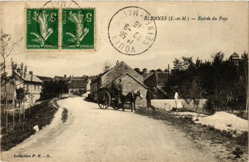 Carte postale ancienne Blennes - Entrée du Pays à Blennes