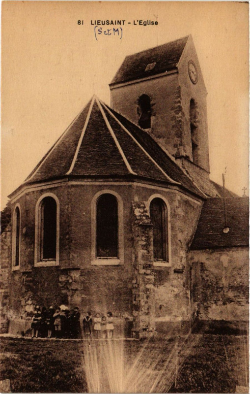 Carte postale ancienne Lisusaint - L'Eglise