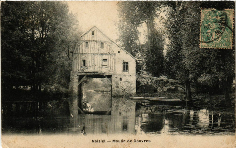 Carte postale ancienne Moulin de Douvres à Torcy