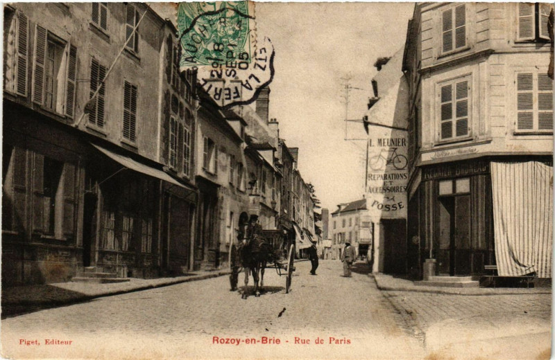 Carte postale ancienne Rozoy-en-Brie - Rue de Paris