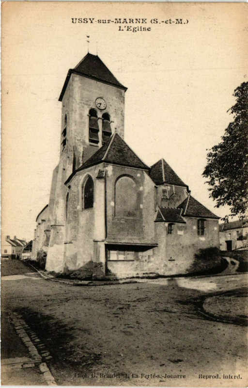Carte postale ancienne Ussy-sur-Marne - L'Eglise à Ussy-sur-Marne