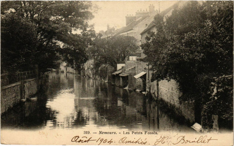 Carte postale ancienne Nemours - Les Petits Fosses à Nemours