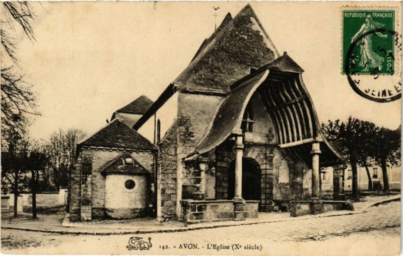Carte postale ancienne Avon - L'Eglise (X. siecle) à Avon