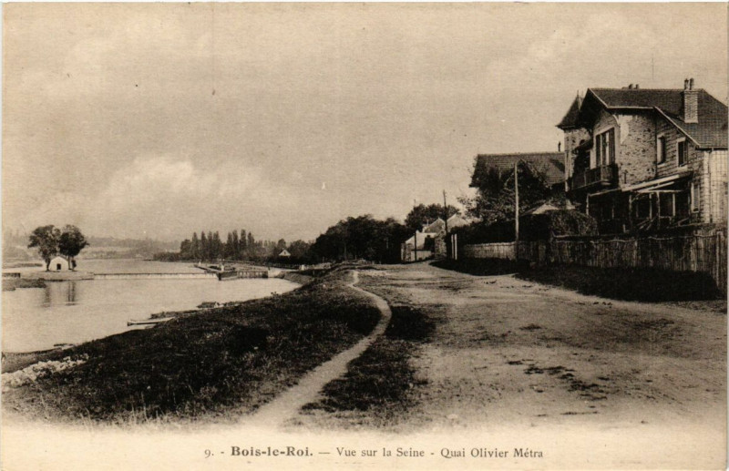 Carte postale ancienne Bois-le-Roi - Vue sur la Seine - Quai Olivier Metra à Bois-le-Roi