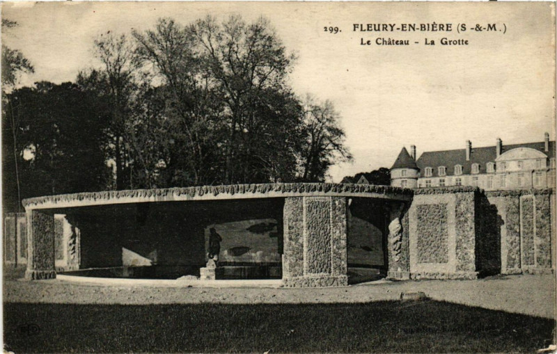 Carte postale ancienne Fleury-en-BRIEre - Le Chateau - La Grotte à Ury