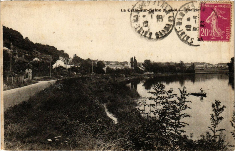 Carte postale ancienne La Celle-sur-Seine - Vue générale