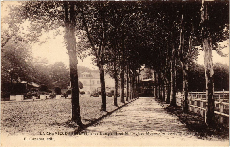 Carte postale ancienne La Chapelle-Rabealis pres Nangis - Les Moyeux allée à Nangis