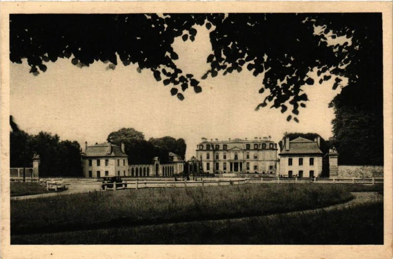 Carte postale ancienne Le Chateau de Champs