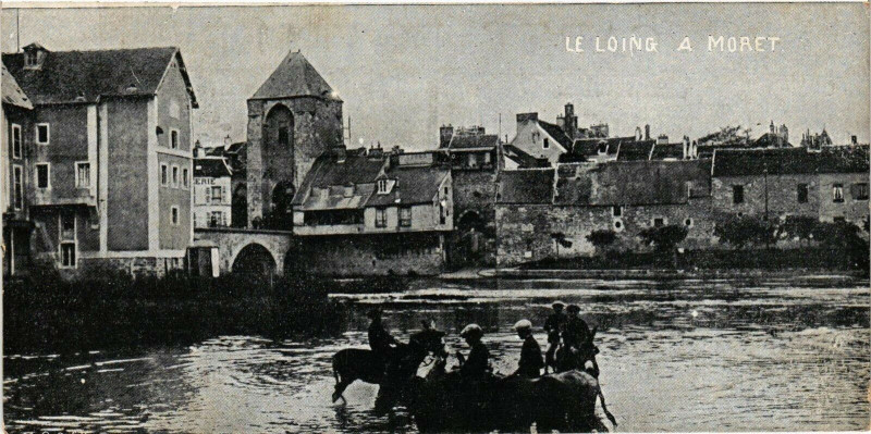 Carte postale ancienne Le Loing a Moret