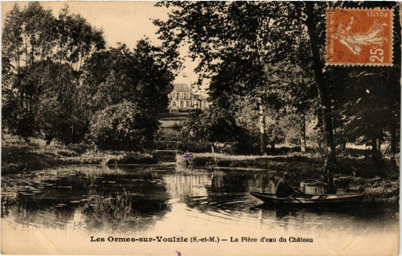 Carte postale ancienne Les Ormes-sur-Voulzie (S et-M) - La Plece d'eau du Chateau aux Ormes-sur-Voulzie