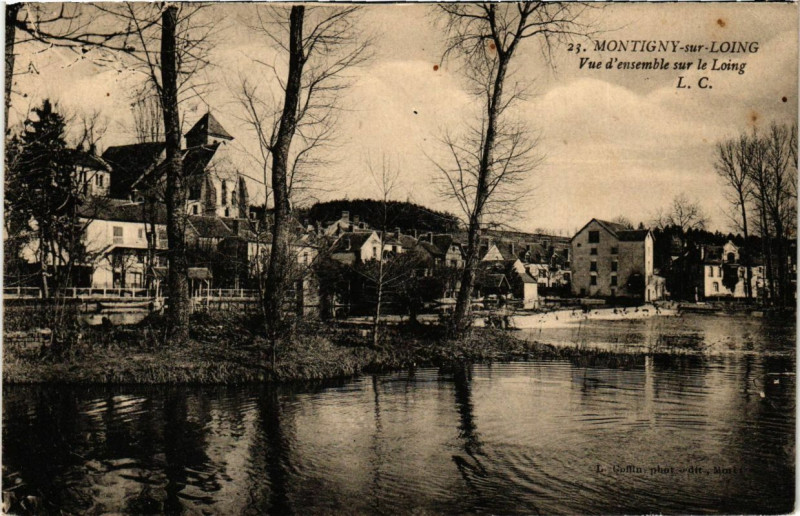Carte postale ancienne Montigny-sur-Loing - Vue d'ensemble sur le Loing à Montigny-sur-Loing
