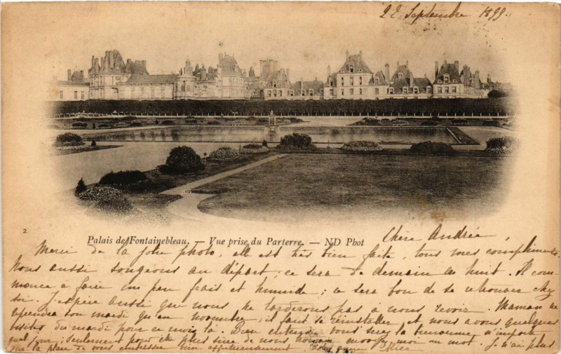 Carte postale ancienne Palais de Fontainebleau - Vue prise du Parterre à Fontainebleau