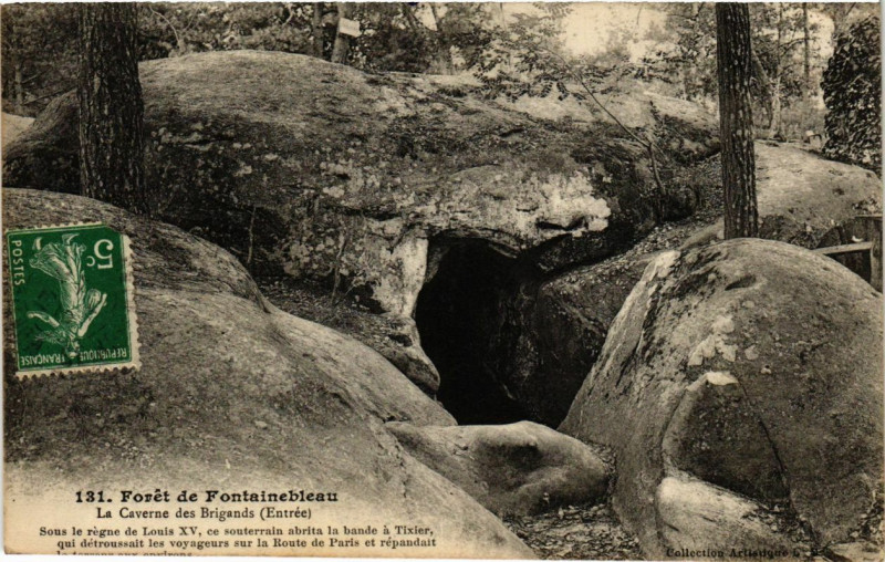 Carte postale ancienne Foret de Fontainebleau - La Caverne des Brigands à Fontainebleau