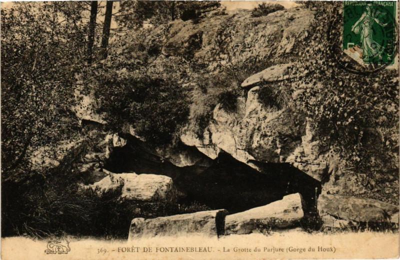 Carte postale ancienne Foret de Fontainebleau - La Grotte du Parjure à Fontainebleau