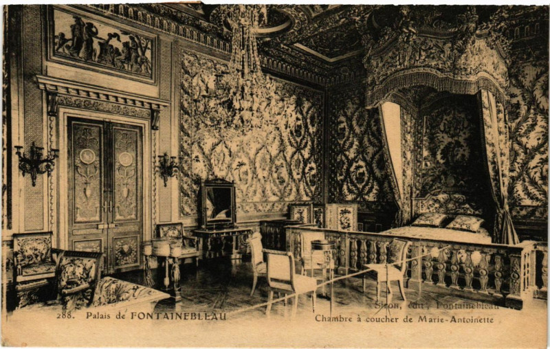 Carte postale ancienne Palais de Fontainebleau - Chambre a coucher de Marie-ANTOINEtte à Fontainebleau