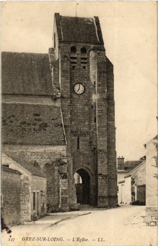 Carte postale ancienne Grez-sur-Loing - L'Eglise à Grez-sur-Loing