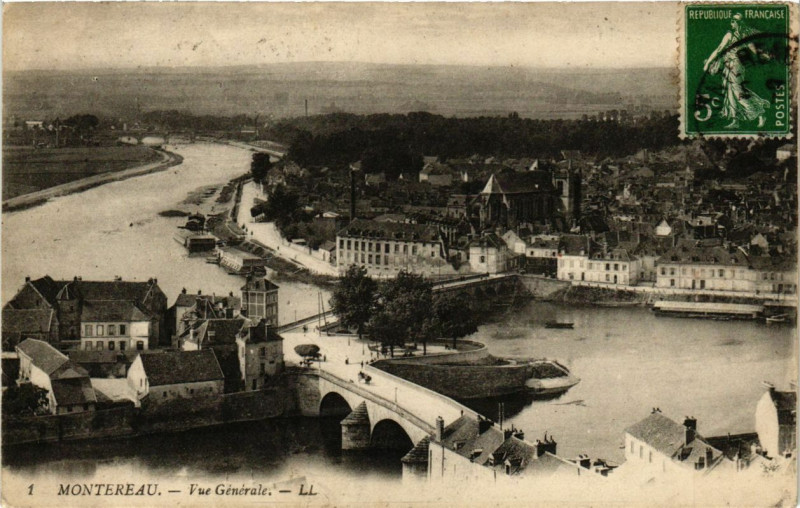Carte postale ancienne Montereau - Vue générale