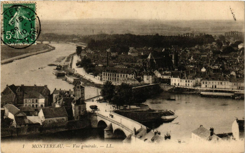 Carte postale ancienne Montereau - Vue générale