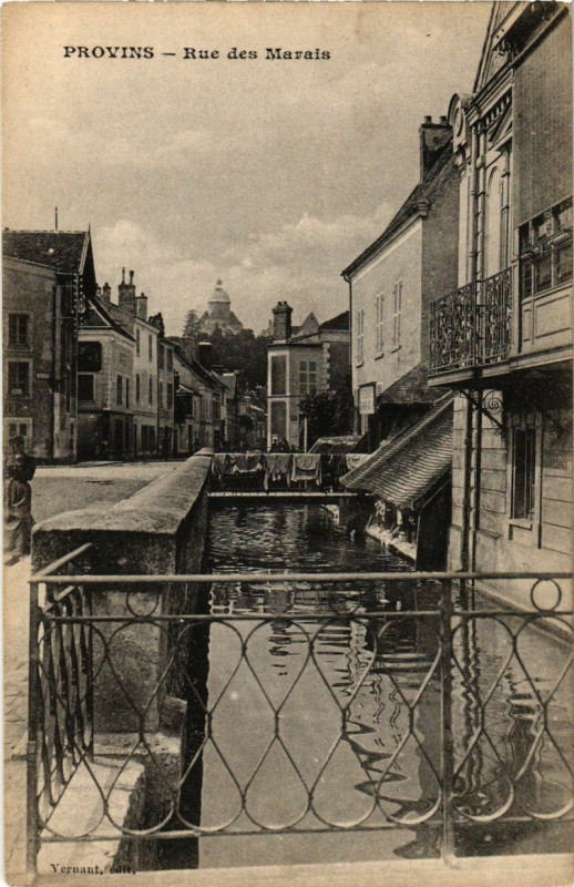 Carte postale ancienne Provins - Rue des Marais à Provins