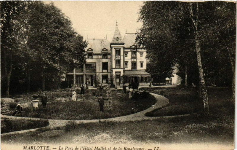 Carte postale ancienne Marlotte - Le Parc de l'Hotel Mallet et de la Renaissance