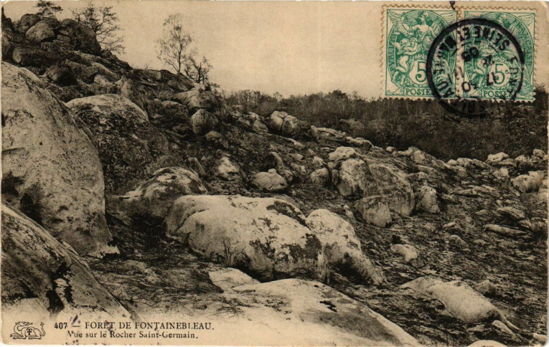 Carte postale ancienne Foret de Fontainebleau - Vue sur le Rocher St-Germain à Fontainebleau