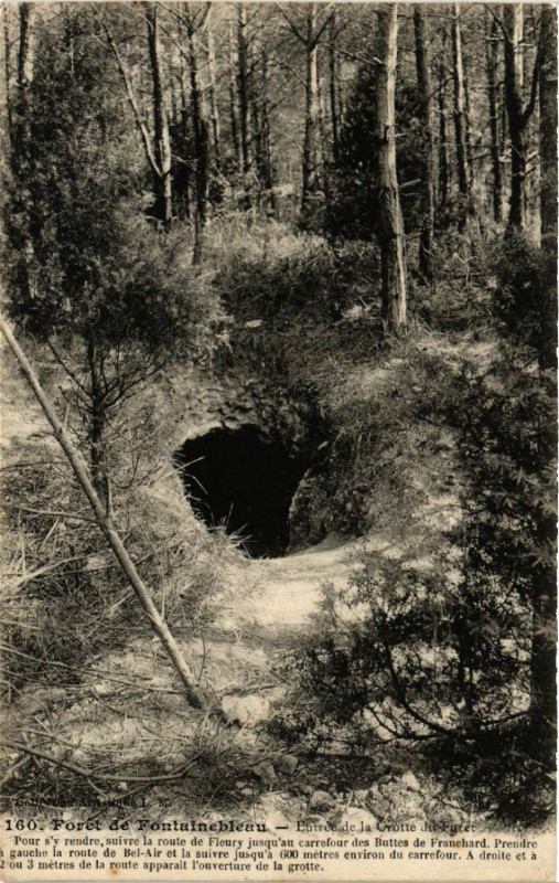 Carte postale ancienne Forét de Fontainebleau -Entrée de la Grotte diergret -Pour s'y ... à Fontainebleau